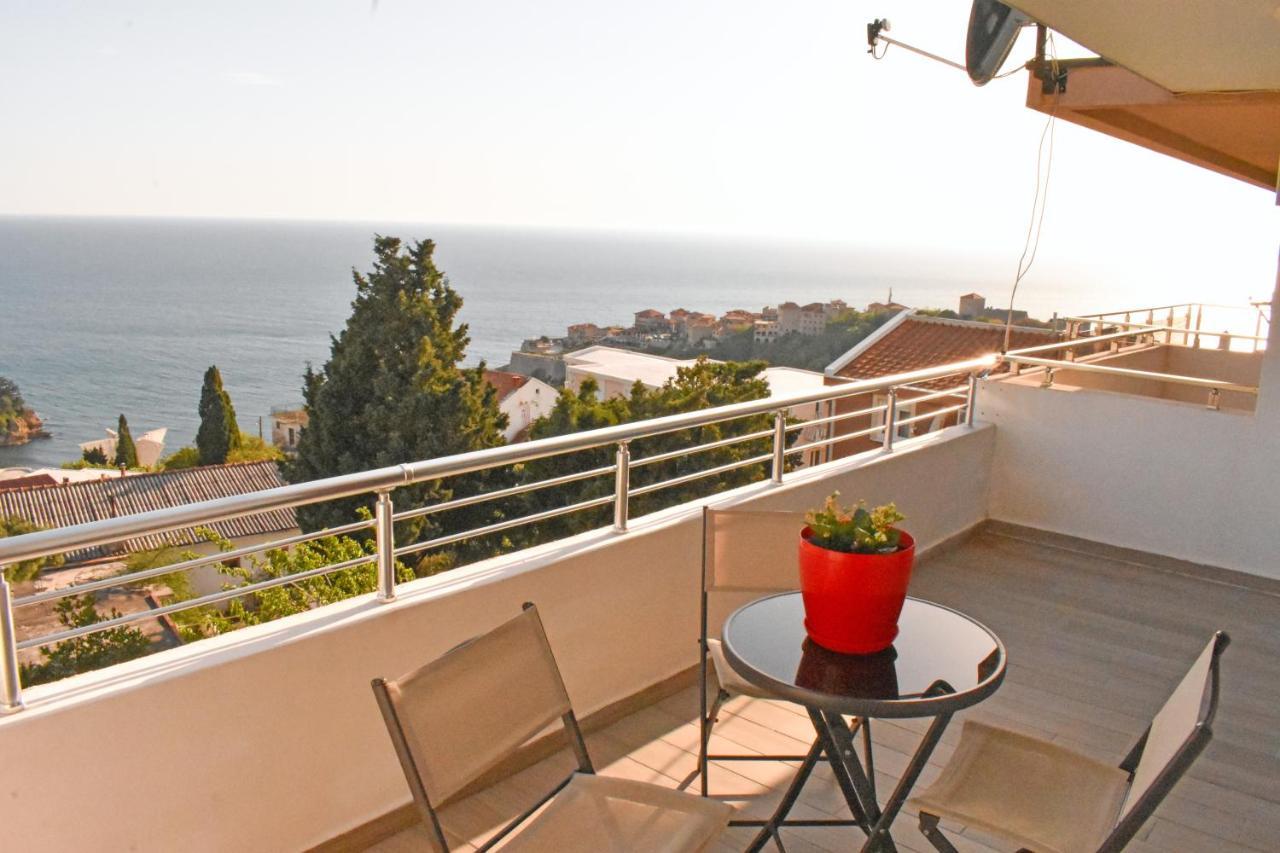 Studio Apartments Jupo Ulcinj Bagian luar foto