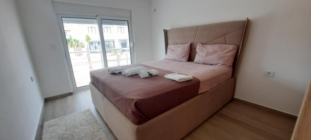 Studio Apartments Jupo Ulcinj Bagian luar foto