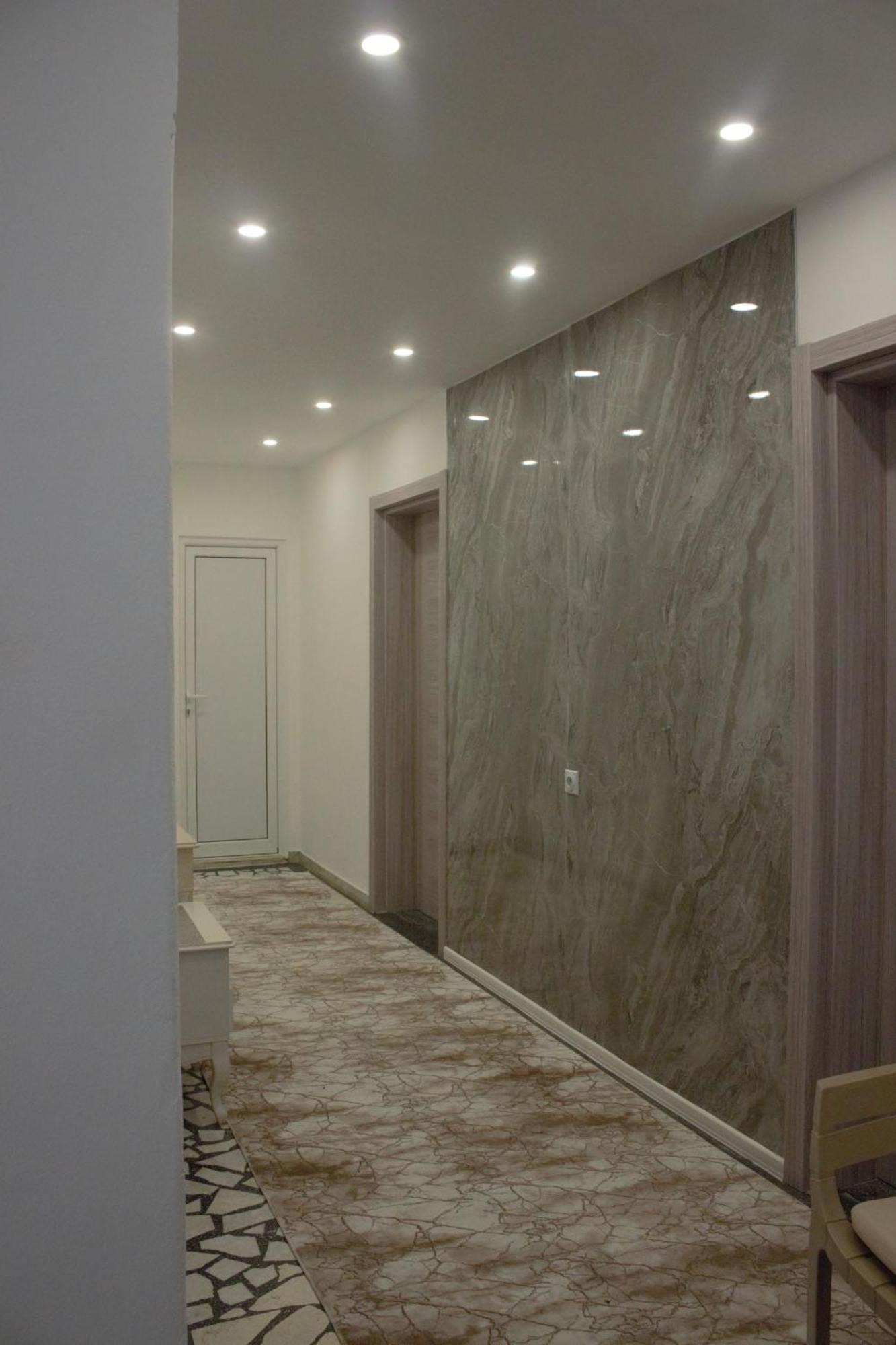 Studio Apartments Jupo Ulcinj Bagian luar foto