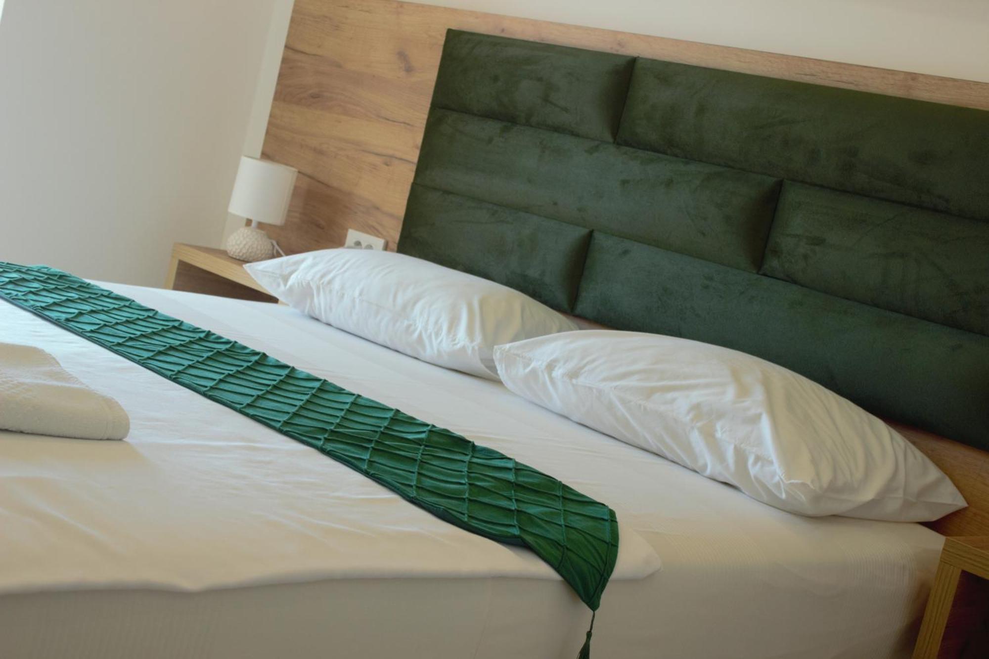 Studio Apartments Jupo Ulcinj Bagian luar foto