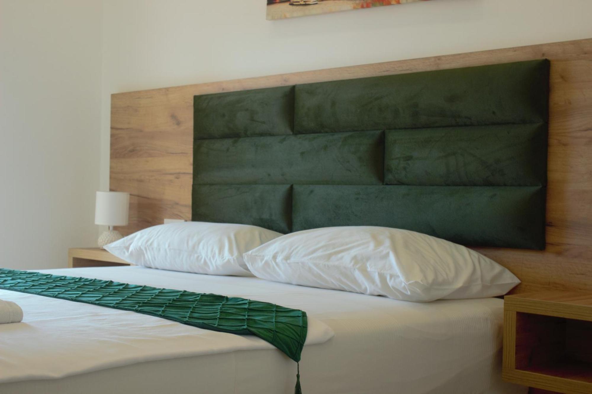 Studio Apartments Jupo Ulcinj Bagian luar foto